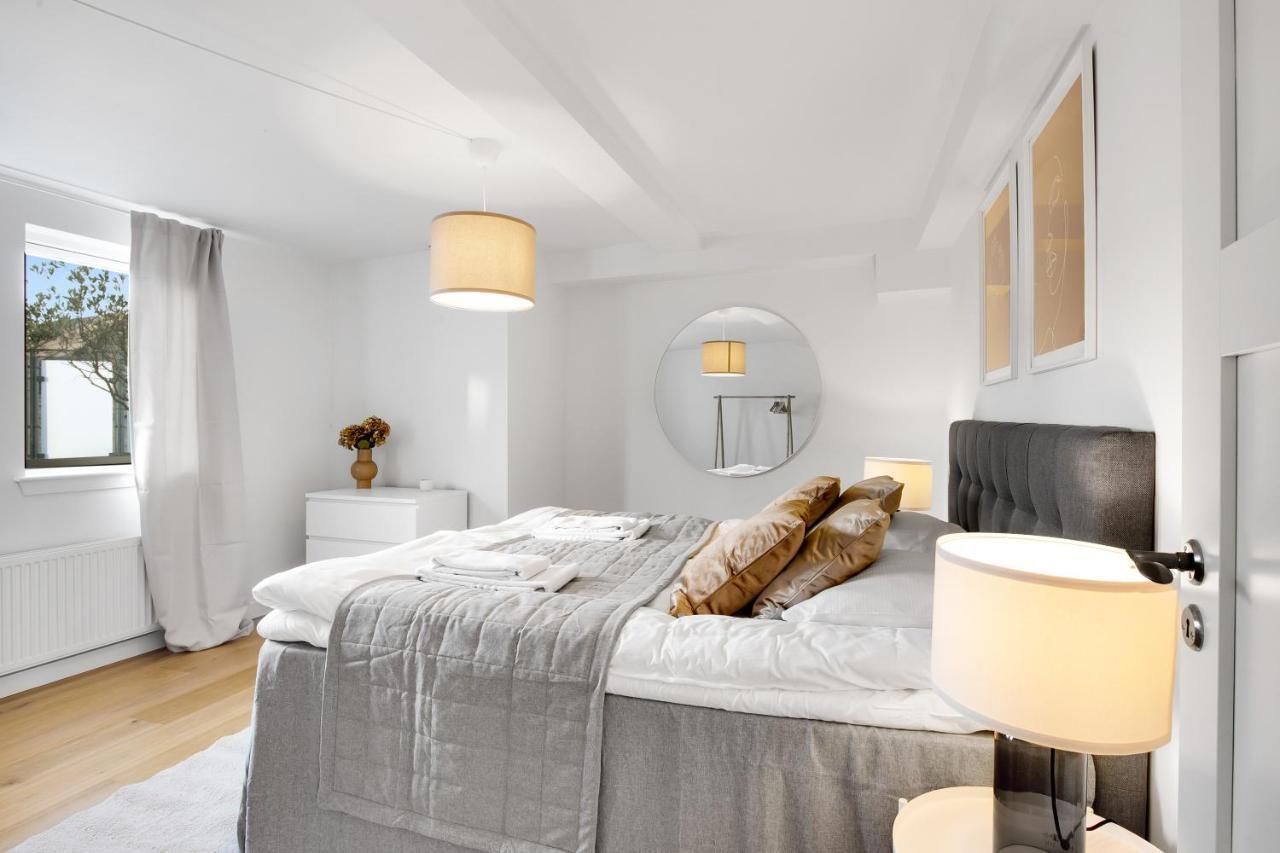 Sanders Leaves - Precious Two-Bedroom Penthouse In Downtown Copenhagen Exterior photo