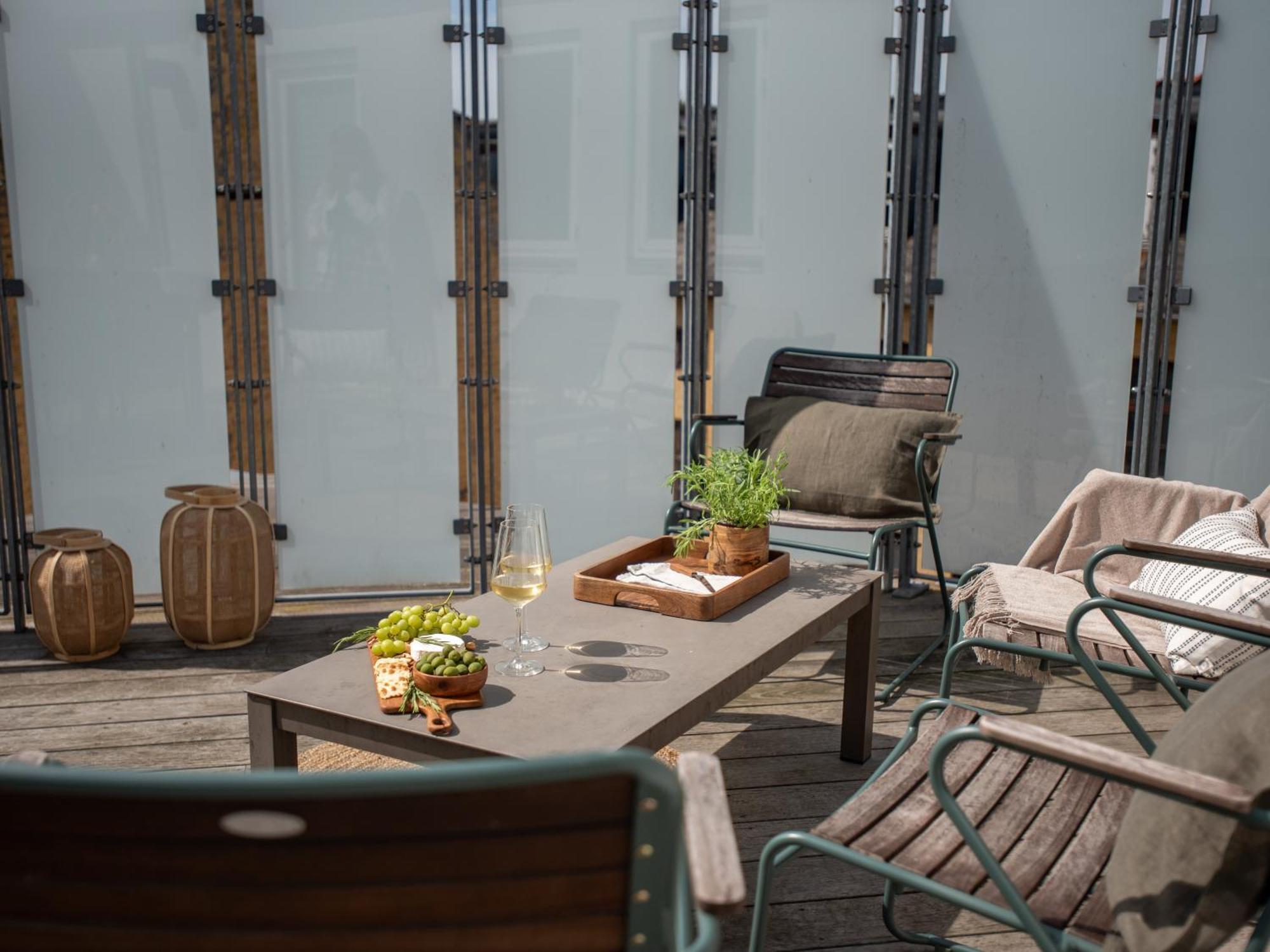 Sanders Leaves - Precious Two-Bedroom Penthouse In Downtown Copenhagen Exterior photo